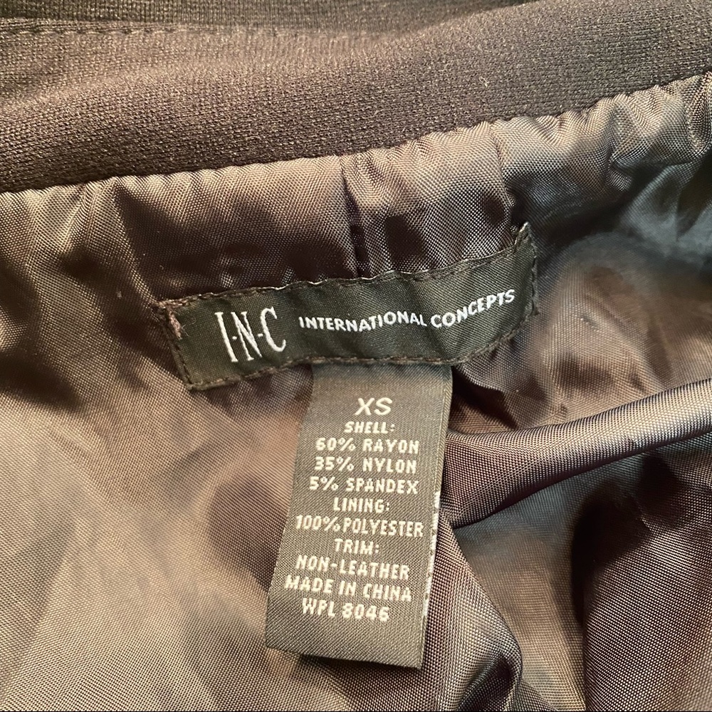 Black Jacket - image 8